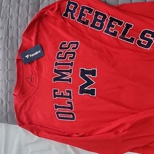 Nwt Mens Fanatics xl ole miss tshirt